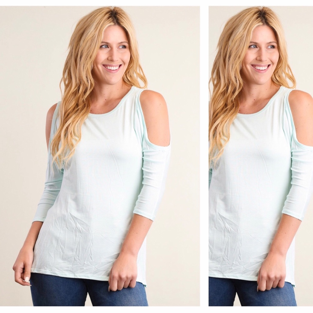 ✨ Pretty Light Mint Cold Shoulder Top ✨